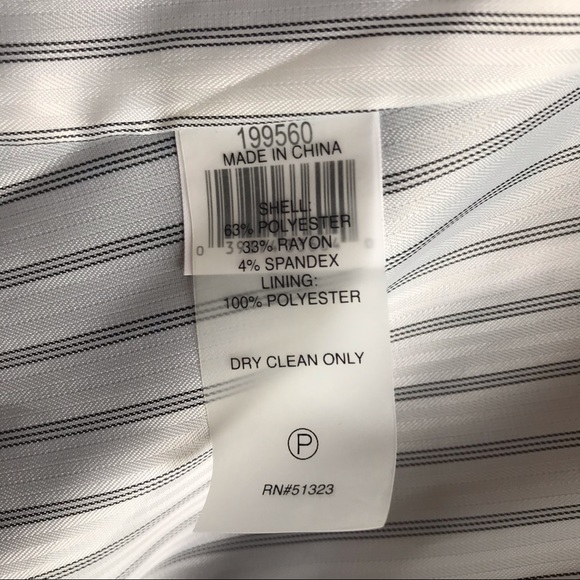 Chaus Navy One-Button Blazer, EUC, 12 - Picture 10 of 12